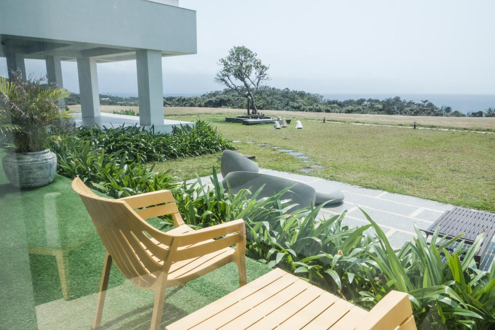 Sunlight On The Peninsula Hotel Cape Eluanbi Bagian luar foto